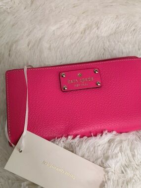 Kate Spade Long Zip wallet
